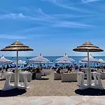 Sea *